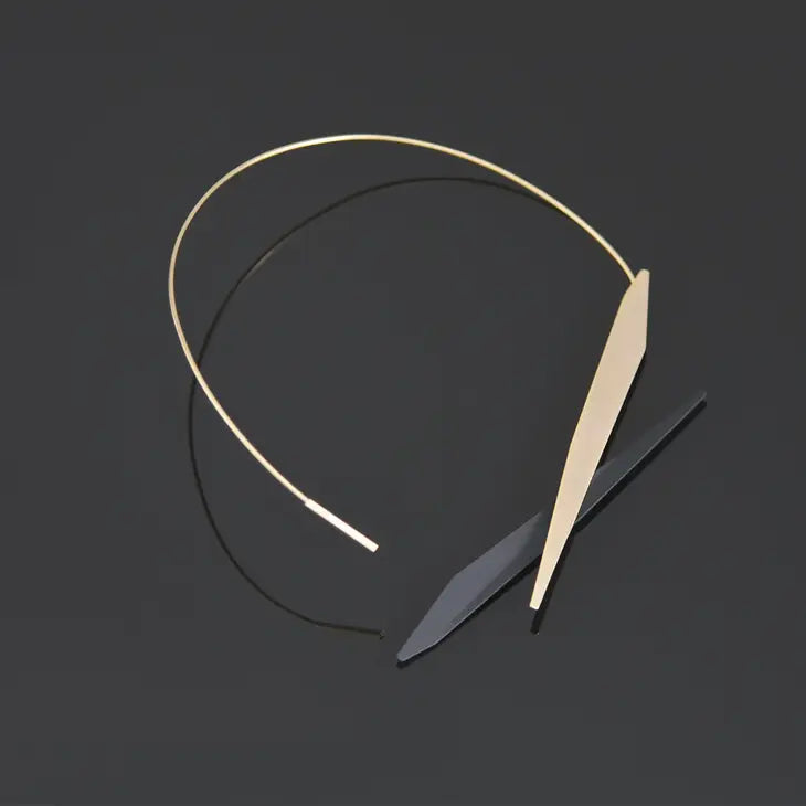 Quinn Neck Cuff - Black and Gold